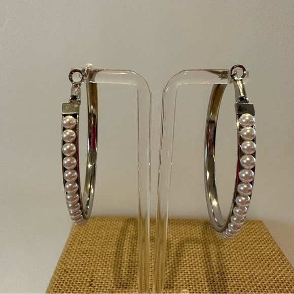 NWT Fashion Accents Earrings - Big Hoops silver tone covered in faux pearls - Picture 8 of 12
